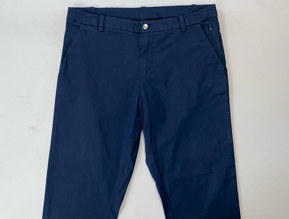 Lululemon LM5466T Men's Commission Chino Tech Pants. Navy Blue, Men's 36X30 Read